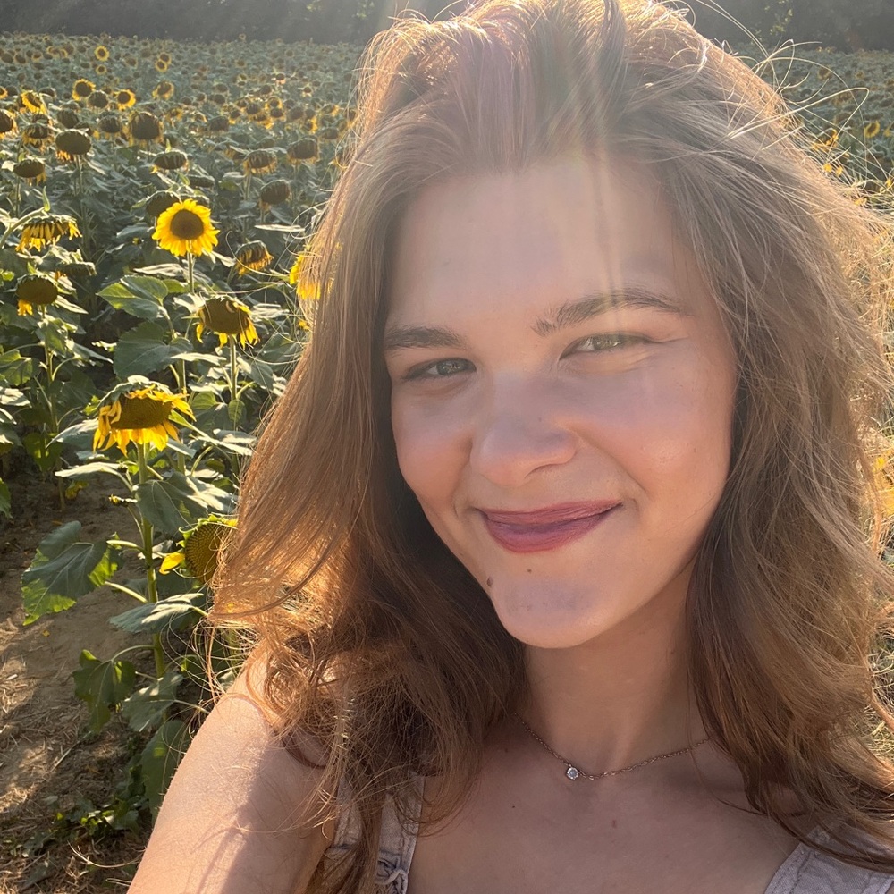 Meet your Posher, Maria
